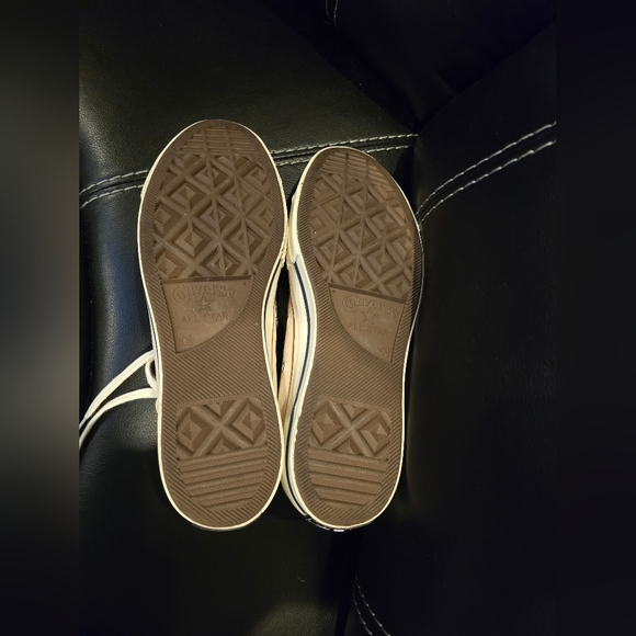 Converse Chuck Taylor All Star 70 Hi W  Parchment Men's 10.5USA Women's 12.5 USA - Picture 7 of 9